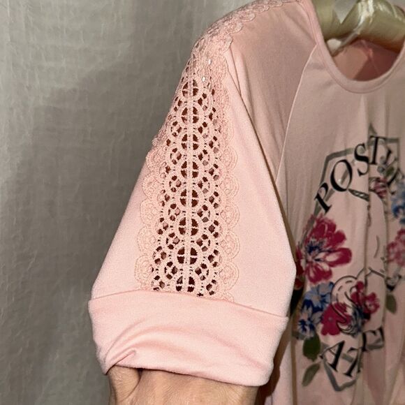 Self Esteem L Blush Pink Floral Crochet Tie at Waist High Low Short Sleeve Tee - Picture 5 of 11